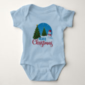"Frosty Family: Light Blue Winter Wonderland Desig Baby Strampler (Vorderseite)