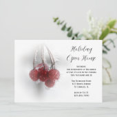 Frosty Red Berries Holiday Open House Party Einladung (Stehend Vorderseite)