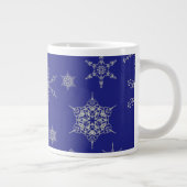 Frosty Snowflake Diamond Sparkle Elegante & Trendy Jumbo-Tasse (Rechts)