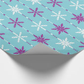 Frozen Snowflakes Holiday Gift Wrap Geschenkpapier (Ecke)