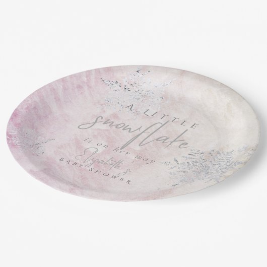 Frozen Winter Silver Snowflake Pink Baby Dusche Pappteller (Schrägansicht)