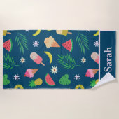 Früchte im Sommer, tropische Blätter und Eiscreme Strandtuch (Vorderseite)