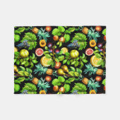 Früchte-Muster auf schwarzem Hintergrund Fleecedecke (Vorderseite (Horizontal))