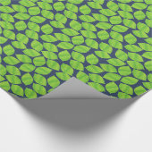Fruchtige grüne Limes, blauer Hintergrund zum Anpa Geschenkpapier (Ecke)