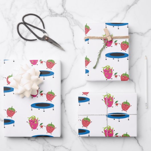 Fruchtspringen auf Trampolin Geschenkpapier Set (Vorderseite)