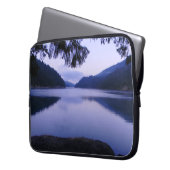 Früh morgens Frieden...... Laptopschutzhülle (Vorderseite Links)