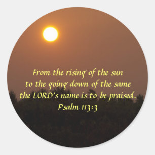 Frühe Morgendämmerung Ende Juni Runder Aufkleber