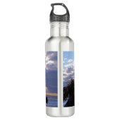 Frühe Morgensonne bricht durch Wolken Edelstahlflasche (Rückseite)