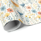 Frühjahrs-Wildblumen auf Off White Geschenkpapier (Rolleneckpunkt)