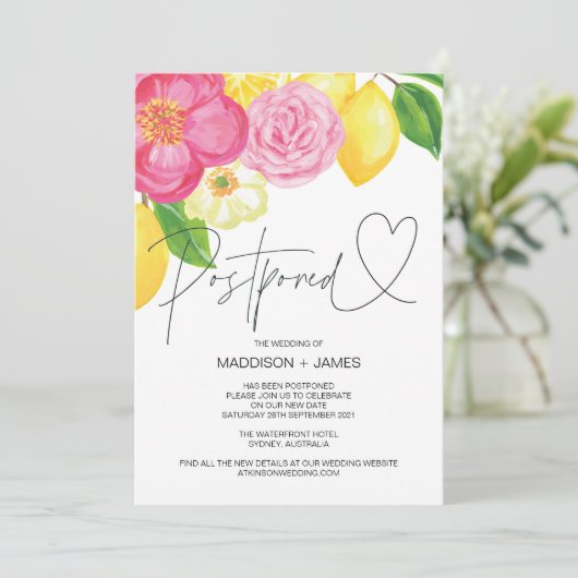 Frühjahrsblumenhochzeit verschoben Ändern Sie das Einladung (Stehend Vorderseite)