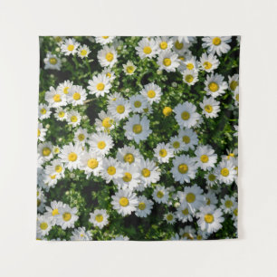 Frühjahrsdaisy Field: Serene Hintergrund Wandteppich
