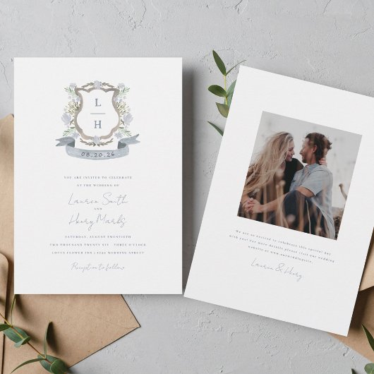 Frühjahrsflorale Wappen Hochzeitseinladung Einladung