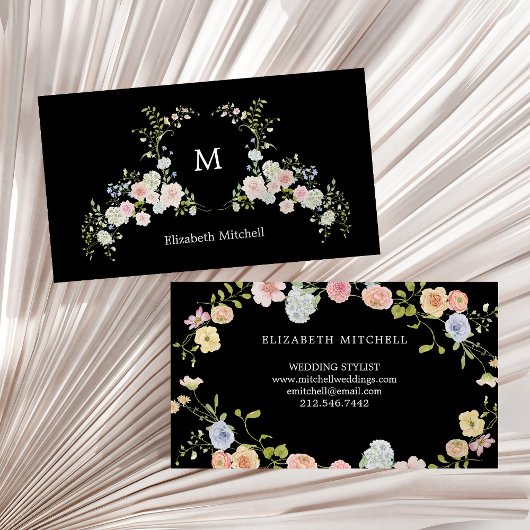 Frühjahrsgarten Blumen auf Schwarz | Monogramm Visitenkarte