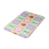 Frühjahrspatches Bath Mat Badematte (Schrägansicht)