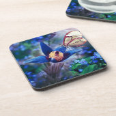 Frühjahrsschmetterling auf blauer Blume Getränkeuntersetzer (Linke Seite)