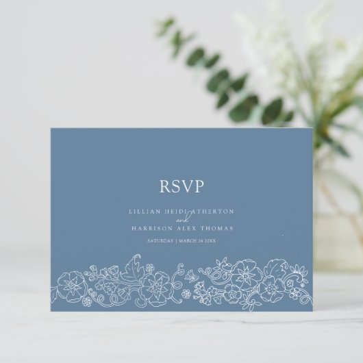 Frühjahrsschmetterling Hochzeitsmahlzeit Option Mi RSVP Karte (Stehend Vorderseite)