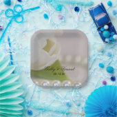 Frühjahrssehen mit weißem Tulip und Perlen Pappteller (Party)