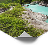 Frühling am Fluss Soča von der Napoleon-Brücke Poster (Ecke)