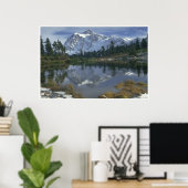 Frühling im Hochgebirge Poster (Heimbüro)