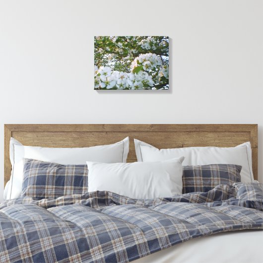Frühling in Bloom Stretched Canvas Print Leinwanddruck (Insitu (Schlafzimmer))