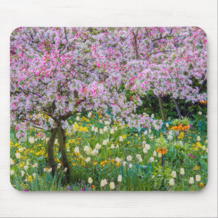 Frühling in Claude Monets Garten Mousepad
