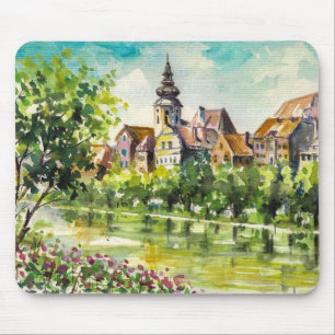 Frühling in der kleinen Stadt auf dem Fluss Mousepad