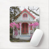 Frühling und Viktorianische Hütte - Martha's Viney Mousepad (Mit Mouse)