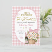 Frühlings-Blumen-Gingham-Coquette-Daisy-Brautjungg Einladung (Stehend Vorderseite)