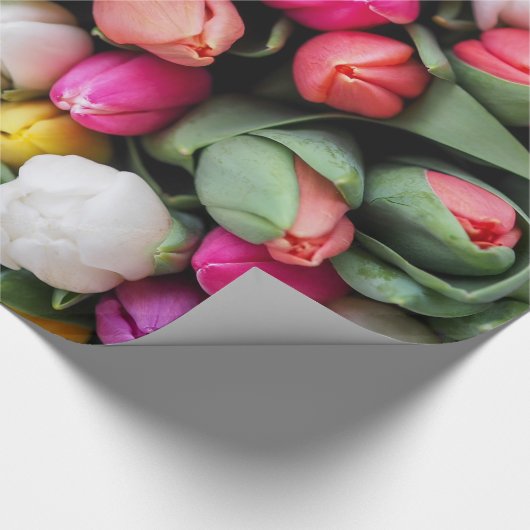 Frühlings-Blumenstrauß der bunten Tulpe-Blüte Geschenkpapier (Ecke)