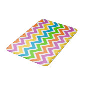 Frühlings-Chevron-Badematte Badematte (Schrägansicht)