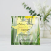 Frühlings-gelbes Narzissen-Blumen-Brautparty Einladung (Stehend Vorderseite)