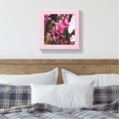 Frühlings-Rosa-Blume Leinwanddruck (Insitu (Schlafzimmer))