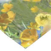 Frühlingsbecher Blume in den Wolken Tischdecke (Schrägansicht)