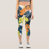 Frühlingsblume: Vintage Blütentextur Capri Leggings (Vorderseite)