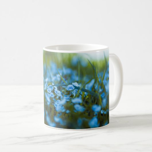 Frühlingsblumen auf dem Feld Kaffeetasse (VorderseiteRechts)