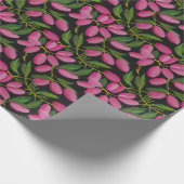 Frühlingsblumen auf schwarzem Hintergrund Geschenkpapier (Ecke)