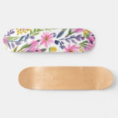 Frühlingsblumen | Hübsche Pastell Floral Wasserfar Skateboard (Horizontal)
