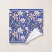 Frühlingsblumen mit blauem Hintergrund Badhandtuch Set (Waschlappen)