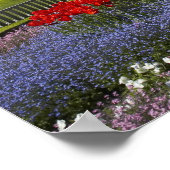 Frühlingsblumen und historischer Bahnhof, Poster (Ecke)