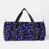 Frühlingsblumenmuster auf dunkelblauem Hintergrund Duffle Bag (Rückseite)