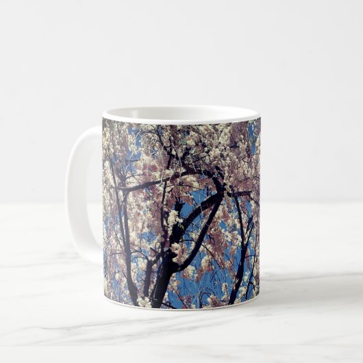 Frühlingsblüte der Blume Kaffeetasse (Vorderseite Links)