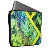 Frühlingsblüte und ukrainische Farben Laptopschutzhülle (Vorne Rechts)