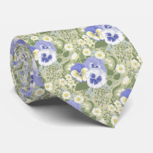 Frühlingsgartenblumen auf Salbei