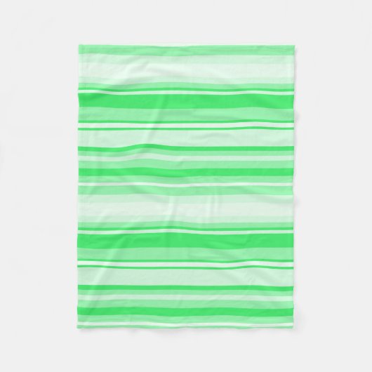 Frühlingsgrüne Streifen Fleecedecke (Vorderseite)