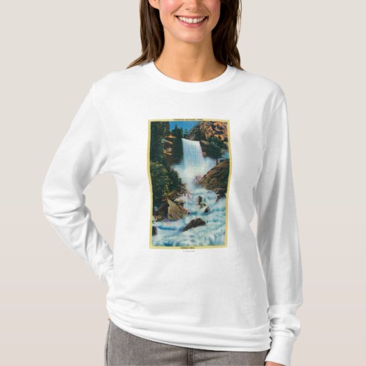Frühlingshafte Fälle bei YosemiteYosemite, CA T-Shirt (Vorderseite)