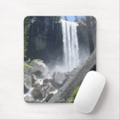 Frühlingshafte Fälle, Yosemite Kalifornien Mousepad (Mit Mouse)