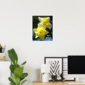 Frühlingshühnchen, schöne Daffodien, anpassbares P Poster (Heimbüro)