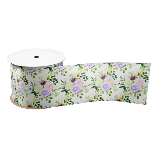 Frühlingslila Blumen mit Laub Satinband (Spule)