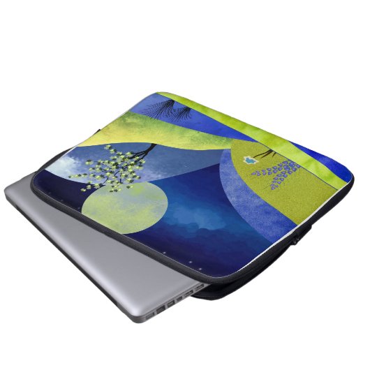 Frühlingsmond Laptopschutzhülle (Vorne Knopf)