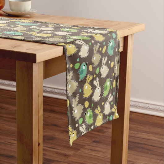 Frühlingsmuster mit Ostereiern, Vögel Kurzer Tischläufer (Beispiel)